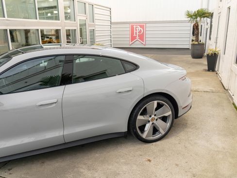 Used 2023 Porsche Taycan w/ Premium Package image 5