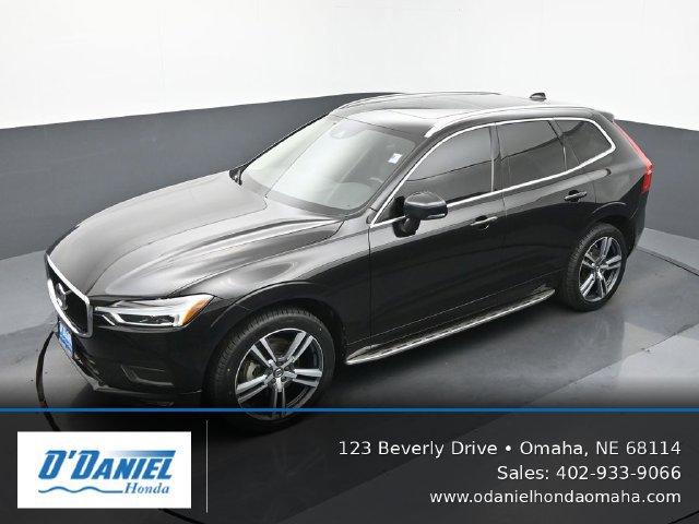 Used 2021 Volvo XC60 T5 Momentum AWD/4WD image 16