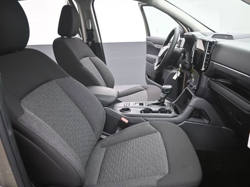 New 2025 Ford Ranger XLT w/ Black Appearance Package image 19