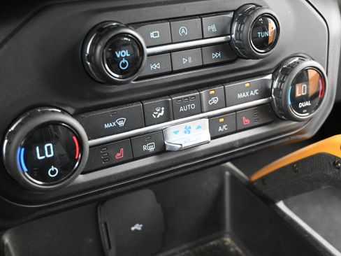 Used 2021 Ford Bronco Badlands AWD/4WD image 19