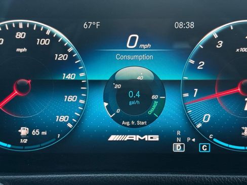 Used 2021 Mercedes-Benz GLB 35 AMG 4MATIC w/ AMG Night Package image 34