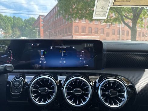 New 2025 Mercedes-Benz CLA 250 4MATIC image 23