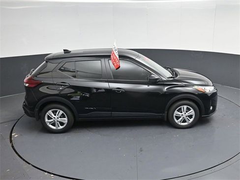 Used 2025 Nissan Kicks Play S image 39