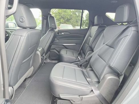 New 2026 Chevrolet Traverse LT w/ Midnight/Sport Edition image 9