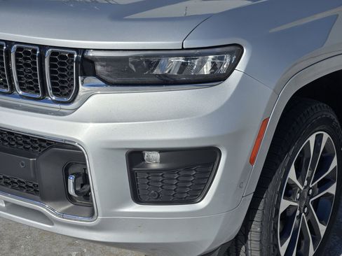 Used 2023 Jeep Grand Cherokee L Overland image 11