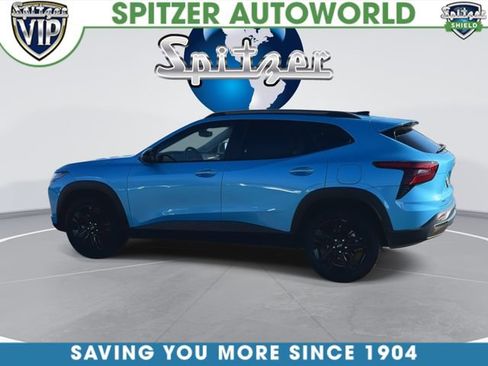Used 2025 Chevrolet Trax ACTIV w/ Sunroof Package image 7