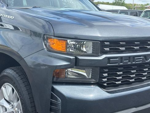 Used 2022 Chevrolet Silverado 1500 Custom AWD/4WD image 10