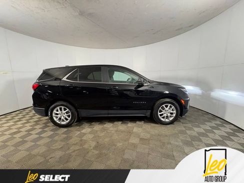 Used 2024 Chevrolet Equinox LT w/ LPO, Floor Liner Package FWD image 6