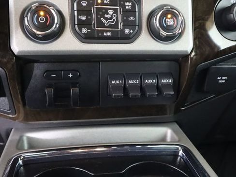 Used 2015 Ford F250 Platinum AWD/4WD image 57