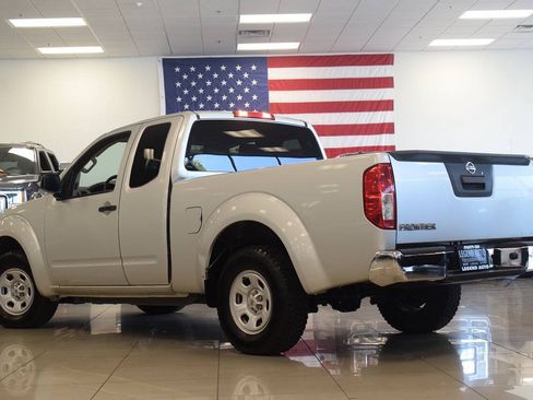 Used 2013 Nissan Frontier S w/ S Preferred Pkg RWD image 5