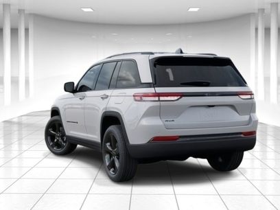 New 2025 Jeep Grand Cherokee Altitude