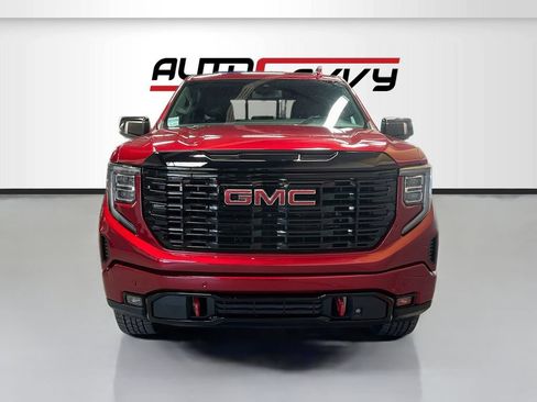 Used 2022 GMC Sierra 1500 AT4 w/ AT4 Premium Package AWD/4WD image 2