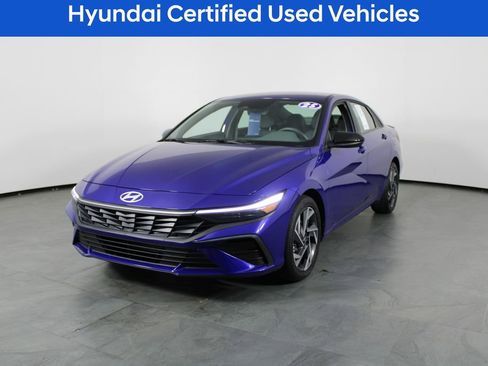 Certified 2025 Hyundai Elantra Sport image 2