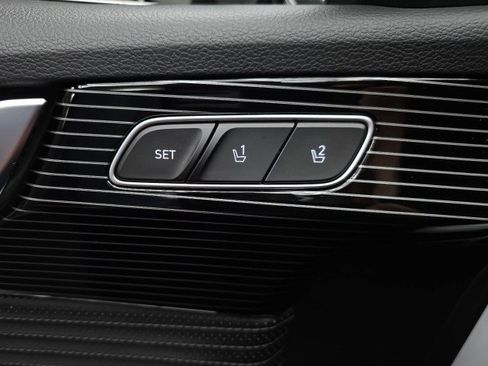Used 2024 Hyundai Palisade Calligraphy FWD image 37