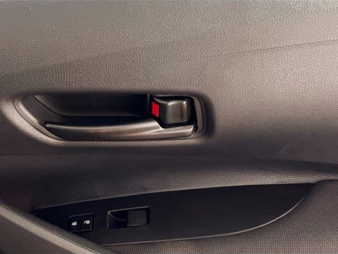 Used 2026 Toyota Corolla LE FWD image 30