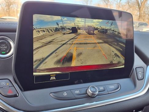 Used 2024 Chevrolet Blazer LT w/ Convenience Package image 8