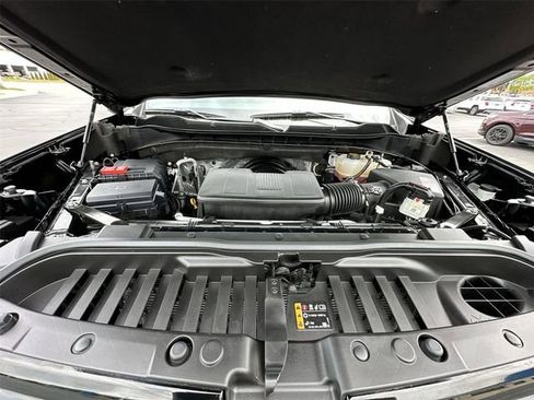 Certified 2023 Chevrolet Silverado 1500 ZR2 w/ Technology Package AWD/4WD image 31