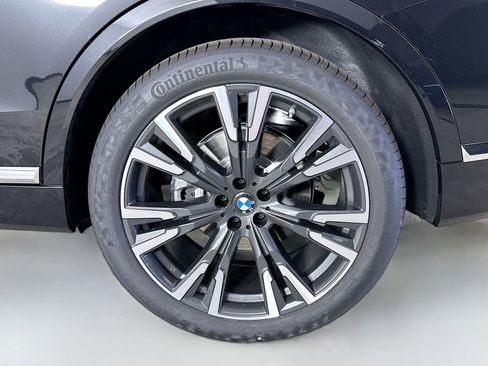 New 2026 BMW X7 xDrive40i w/ Premium Package image 34