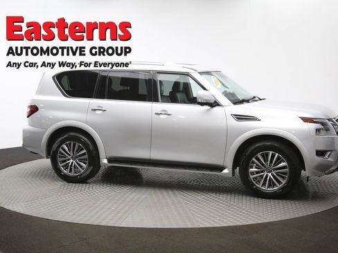 Used 2024 Nissan Armada SL w/ Captain's Chairs Package image 54
