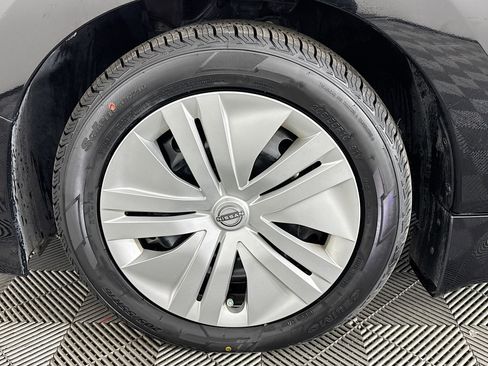 Used 2023 Nissan Leaf S image 67