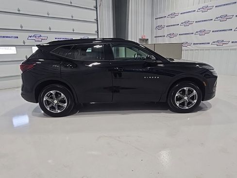 Used 2024 Chevrolet Blazer LT w/ Convenience Package image 9