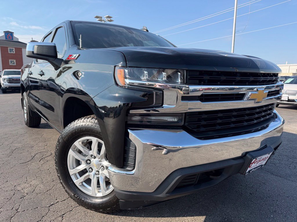 Used 2019 Chevrolet Silverado 1500 LT w/ All-Star Edition AWD/4WD image 2