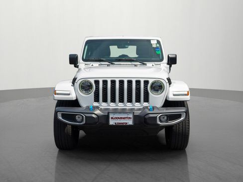 Used 2023 Jeep Wrangler Unlimited Sahara w/ Cold Weather Group AWD/4WD image 2