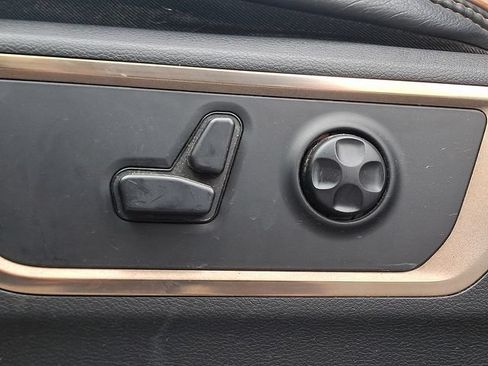 Used 2019 RAM 1500 Limited AWD/4WD image 28