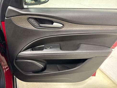 Used 2022 Alfa Romeo Stelvio Ti image 32