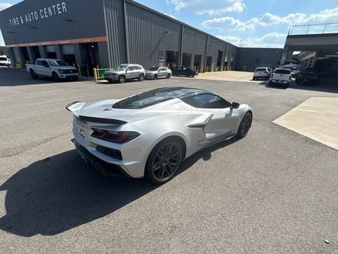Used 2026 Chevrolet Corvette Z06 RWD image 5