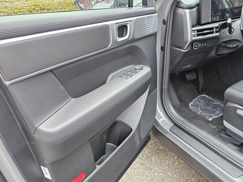 New 2026 Hyundai Santa Fe SE image 17