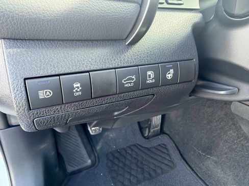 Used 2024 Toyota Camry SE FWD image 18