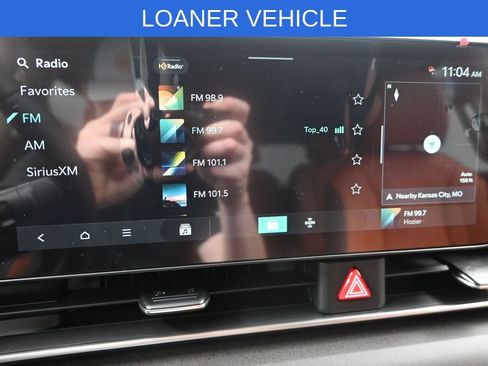 Used 2026 Kia Carnival EX FWD image 16