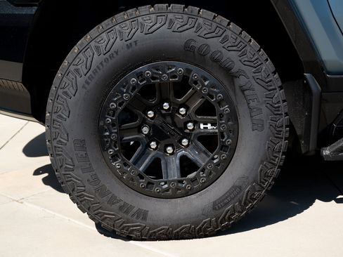 New 2024 GMC Hummer EV 3X w/ Omega Edition image 7