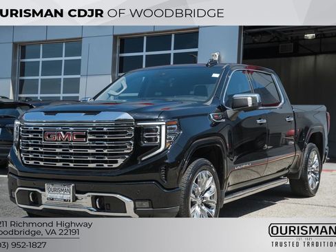 Used 2024 GMC Sierra 1500 Denali AWD/4WD image 3
