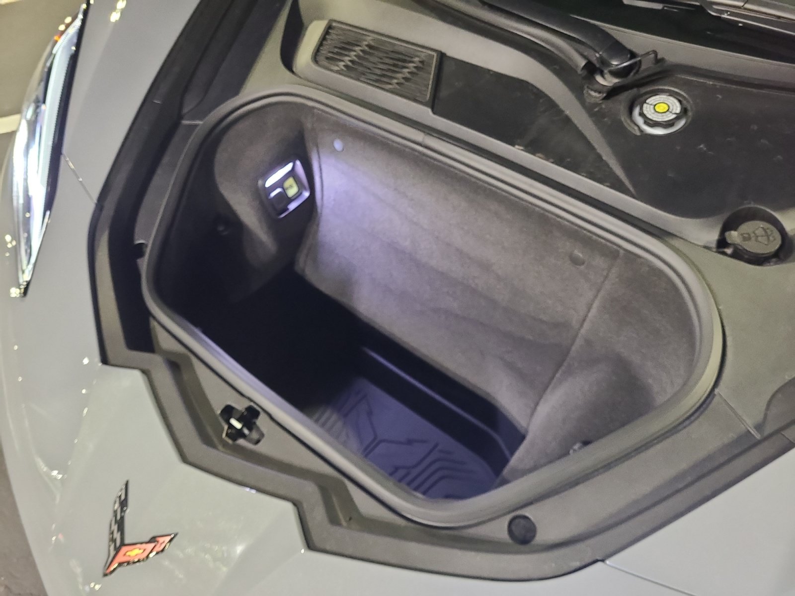 Used 2025 Chevrolet Corvette Stingray Preferred Cpe w/ Z51 Performance Package RWD image 67