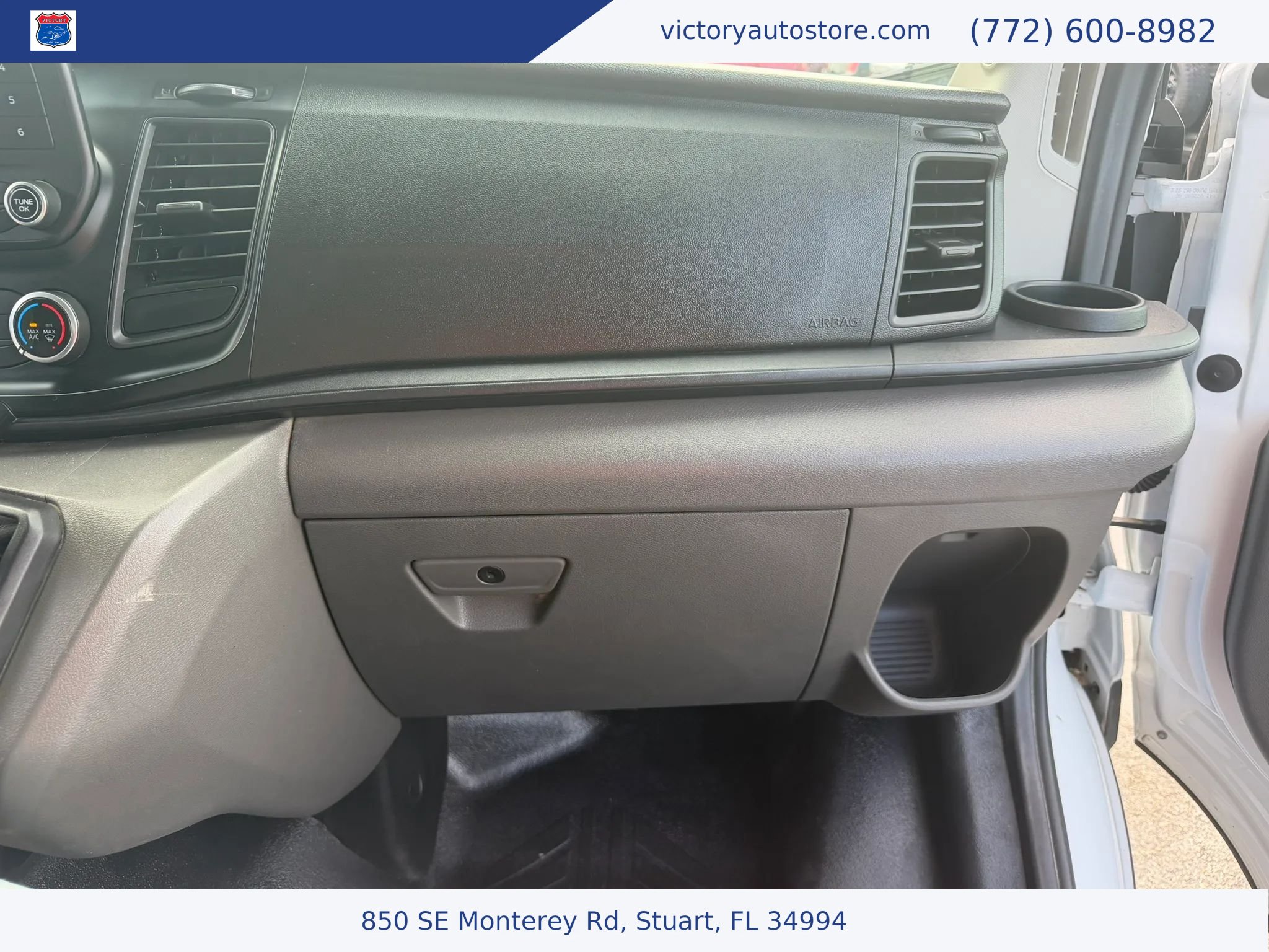 Used 2022 Ford Transit 350 DRW RWD image 34