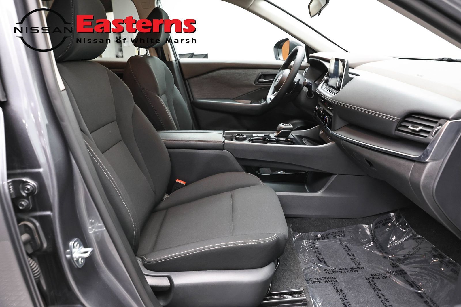 Used 2023 Nissan Rogue S AWD/4WD image 24