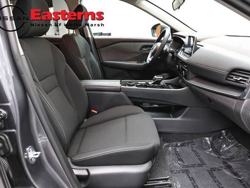 Used 2023 Nissan Rogue S AWD/4WD image 24