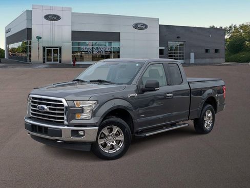 Used 2017 Ford F150 XLT w/ Equipment Group 302A Luxury image 1