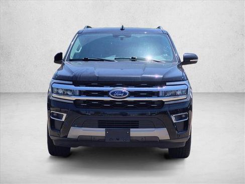 Used 2024 Ford Expedition Limited RWD image 4