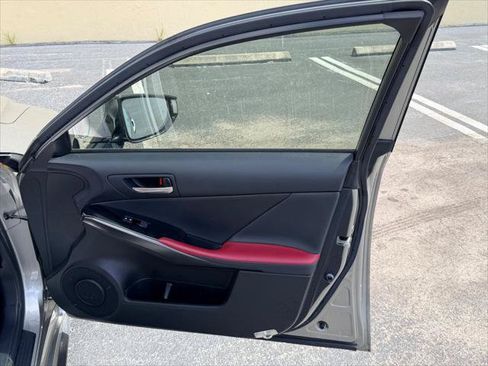 Used 2022 Lexus IS 300 RWD image 19