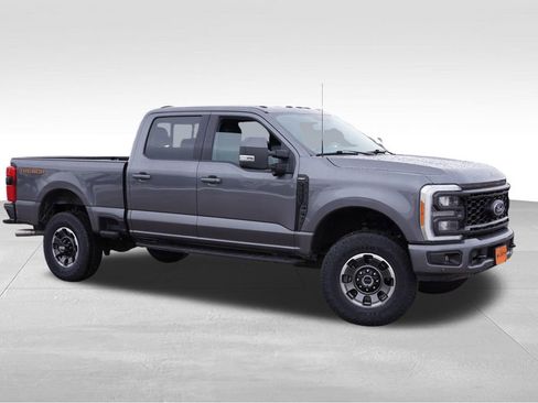 Certified 2023 Ford F250 Lariat w/ Lariat Ultimate Package image 3