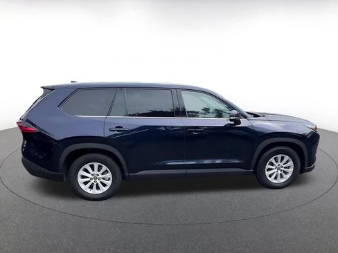 Used 2025 Toyota Grand Highlander FWD image 16