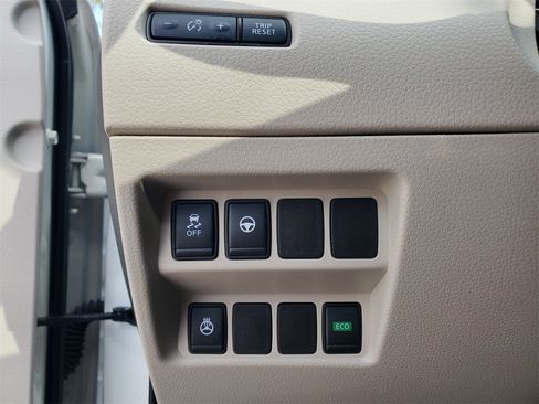 Used 2019 Nissan Rogue Sport SL w/ Premium Package image 22