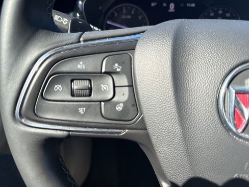 Used 2022 Buick Envision Essence w/ Safety Package image 21