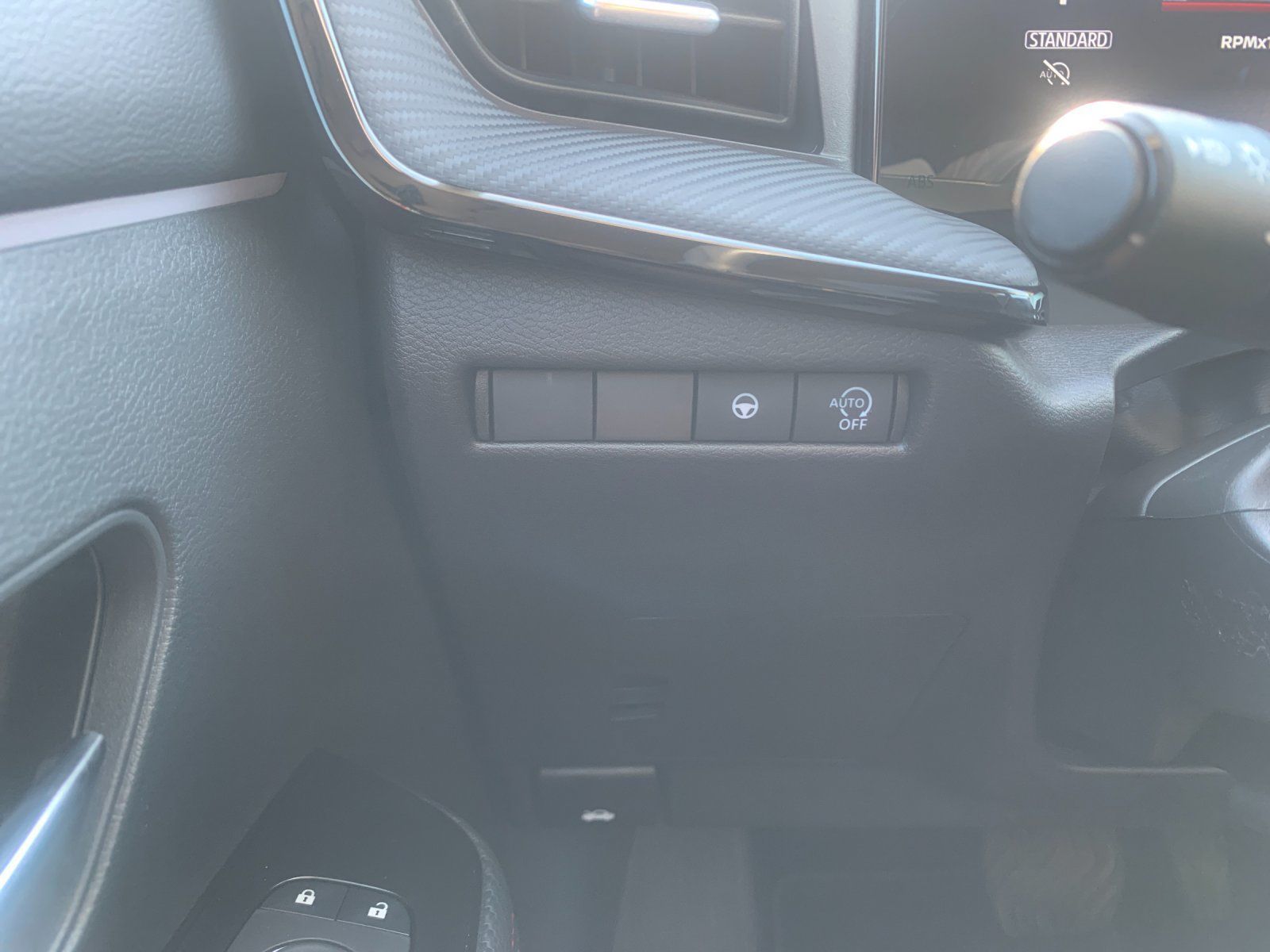 Used 2026 Nissan Kicks SR FWD image 32