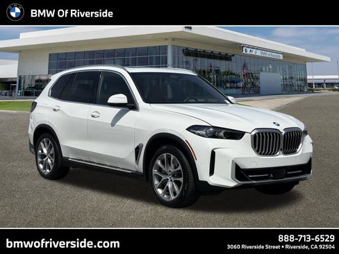 Certified 2024 BMW X5 xDrive50e w/ Parking Assistance Package AWD/4WD image 1