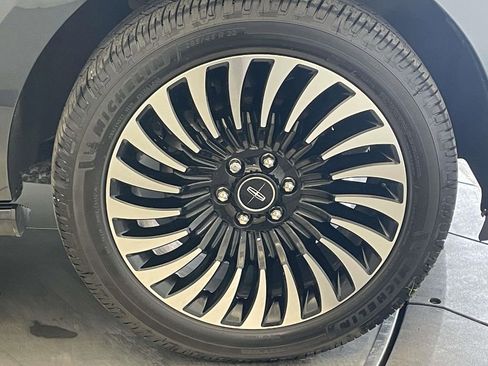 Used 2021 Lincoln Navigator Black Label AWD/4WD image 14