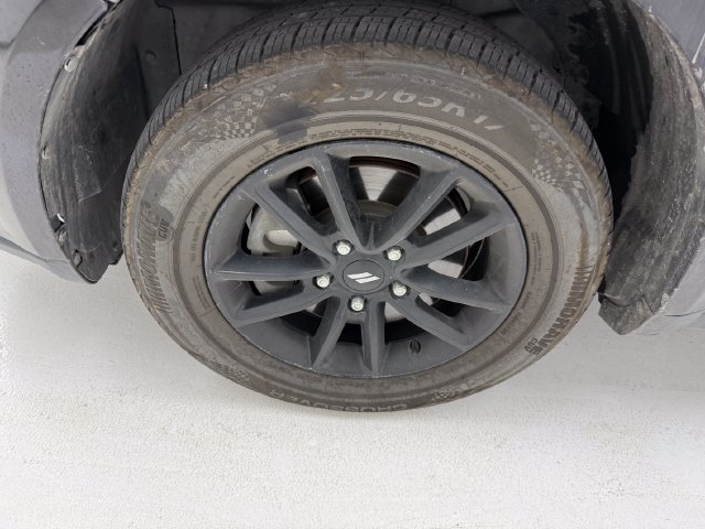 Used 2019 Dodge Journey SE FWD image 7